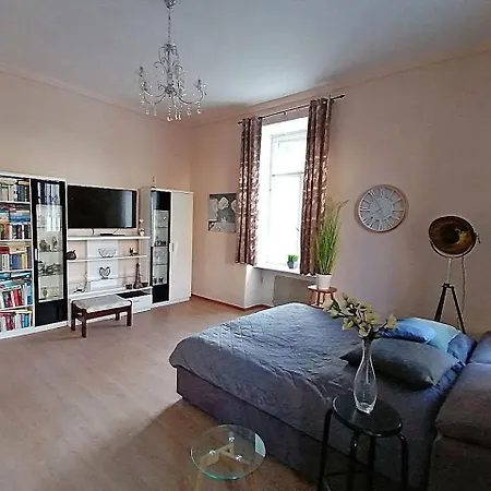 Nr 2 Gemuetliche Suite Mit King-Size Bett Und Essbereich Im Zentrum Annaberg-Buchholz Exterior photo