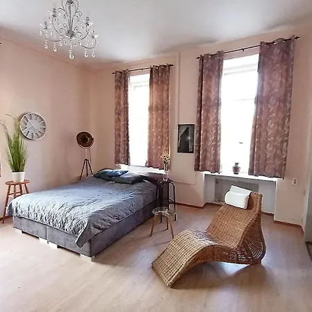 Nr 2 Gemuetliche Suite Mit King-Size Bett Und Essbereich Im Zentrum Annaberg-Buchholz Exterior photo